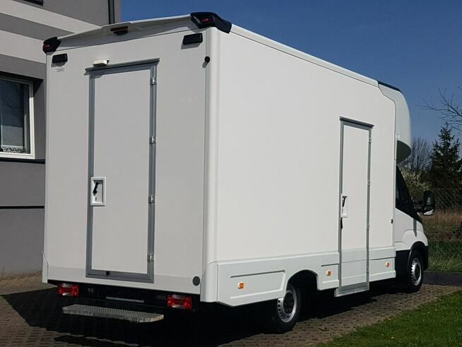 Iveco Daily KONTENER NISKOPODŁOGOWY 4,43x2,23x2,42 SKLEP BAR FOODTRUCK KAMPER AC