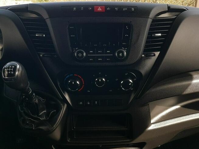 Iveco Daily KONTENER NISKOPODŁOGOWY 4,43x2,23x2,42 SKLEP BAR FOODTRUCK KAMPER AC