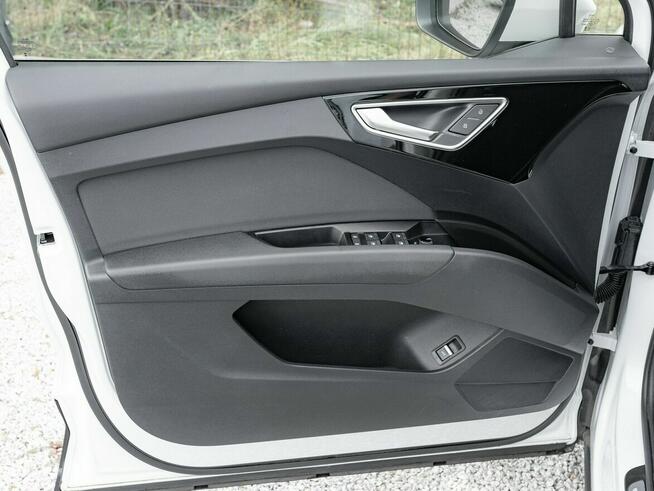 WD2065R#Q4 e-tron 35 52kWh Podgrz.f Ambient Salon PL VAT23%