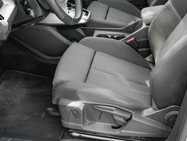 WD2065R#Q4 e-tron 35 52kWh Podgrz.f Ambient Salon PL VAT23%