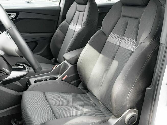 WD2065R#Q4 e-tron 35 52kWh Podgrz.f Ambient Salon PL VAT23%