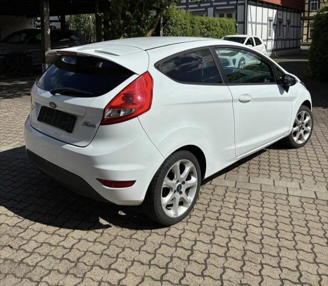 Ford Fiesta 2009 rok