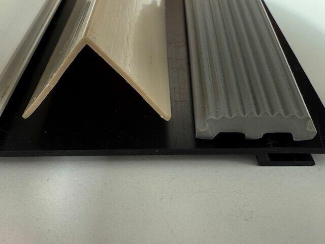 Produkcja elementów z tworzyw sztucznych, listwy profile