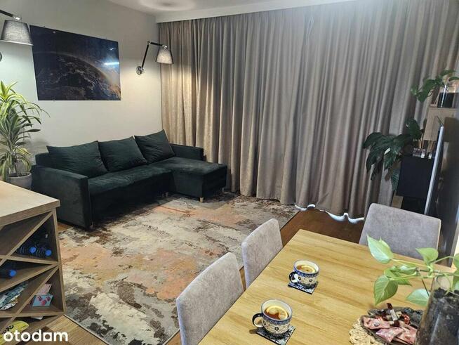 Wyjątkowe mieszkanie z dwoma balkonami w Książenicach