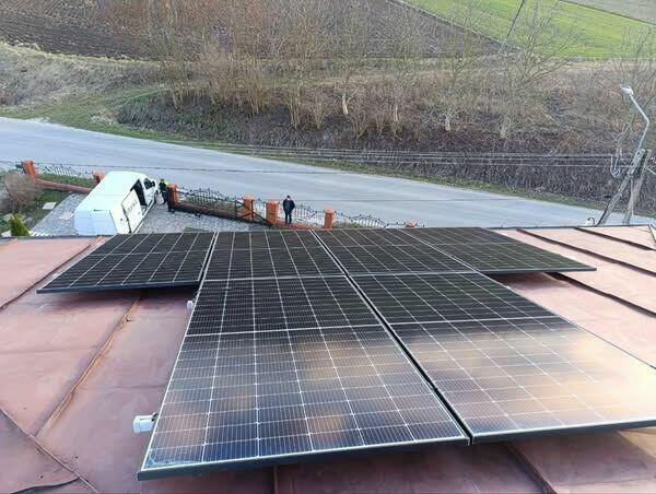 Profesjonalne mycie Paneli fotowoltaicznych