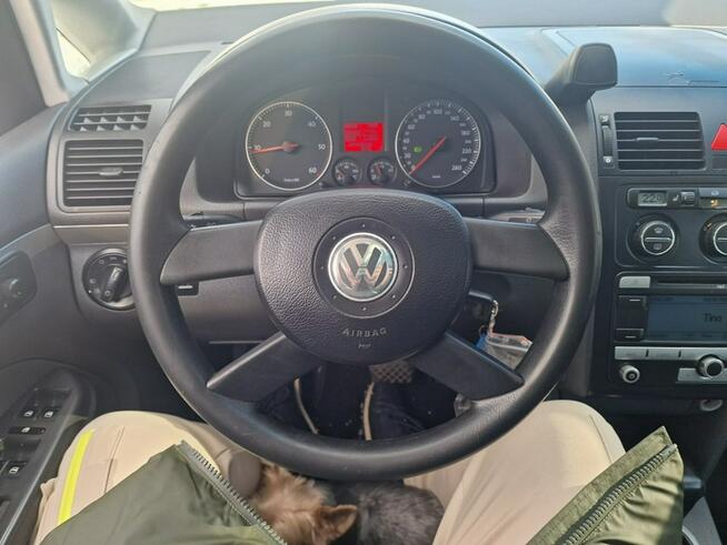 Volkswagen Touran 2.0 TDI 136 KM, Automat DSG, Klimatyzacja, Grzane Fotele, Nawigacja