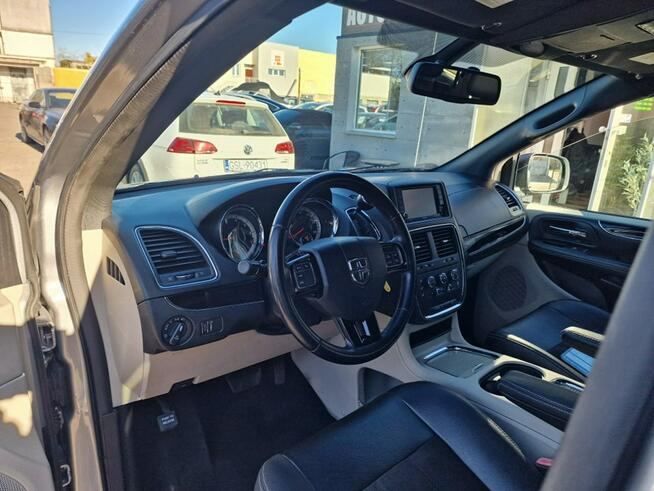 Dodge Grand Caravan 3.6 Benzyna 293 KM, Automat, Kamera Cofania, Bluetooth, Alu, Alkantara