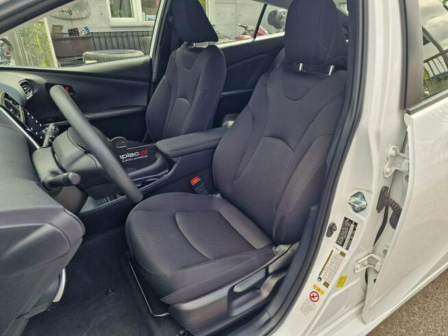 Toyota Prius 1.8 Hybryda 122 KM, Kamera, Bluetooth, Automat, Full LED, Klima, Alu