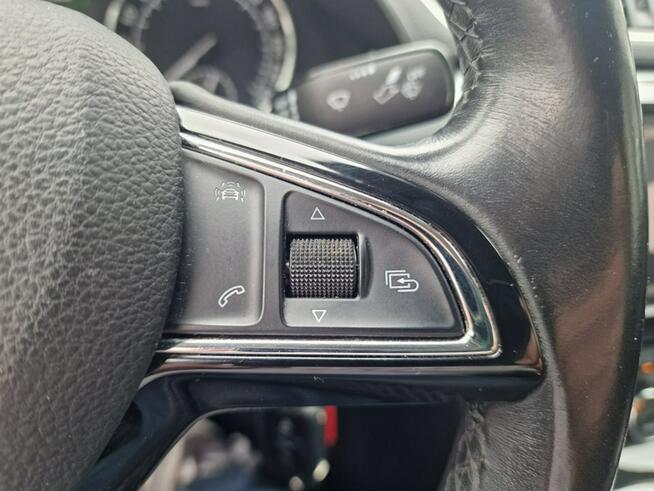 Škoda Superb 2.0 TDI 190 KM, Klimatyzacja, Alufelgi, Grzane Fotele, Bluetooth, NAVI