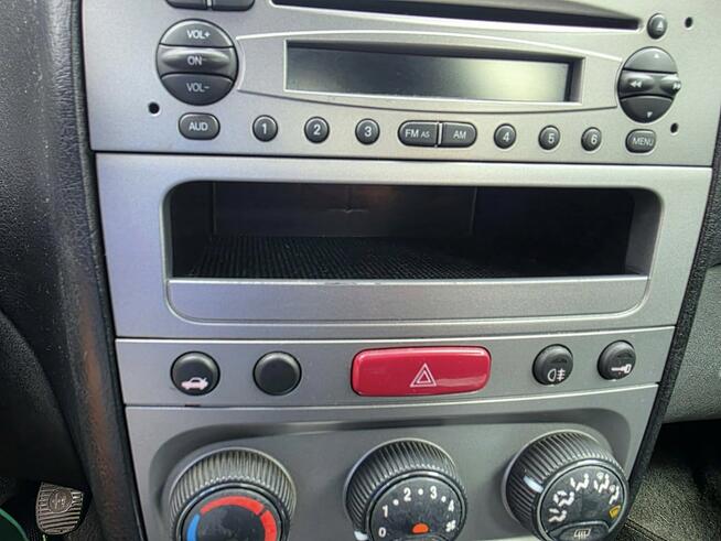 Alfa Romeo 147 1.6 Benzyna 105 KM, Klimatyzacja, Opłaty do18.11.2025, Niski Przebieg