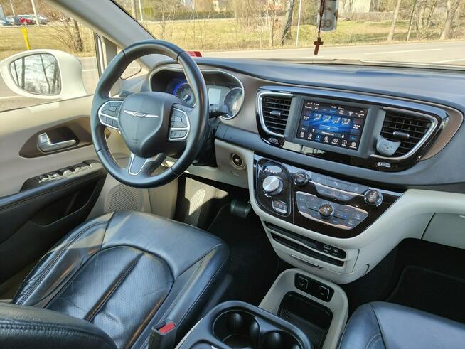 Chrysler Pacifica Super stan, 7-osobowa.