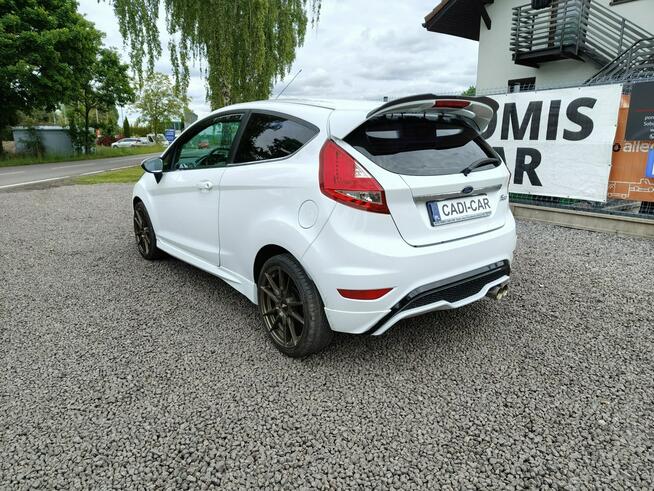 Ford Fiesta Pakiet ST-line