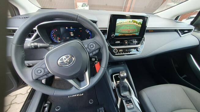 Toyota Corolla Fabrycznie Nowe Gwarancja z PAKIETEM TECH