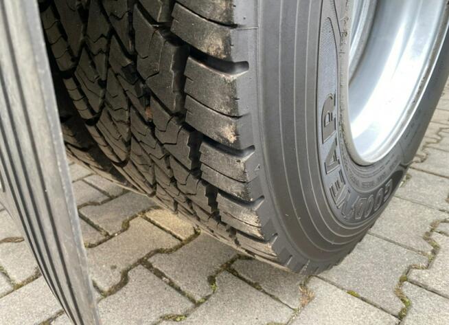 Iveco STRALIS S 36 AT 190 / BDF / DŁUGA RAMA 7.72M / E5 / SYPIALKA