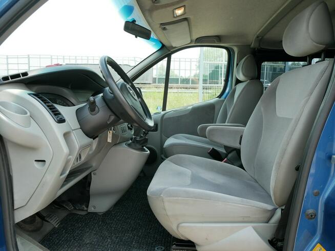 Opel Vivaro 2.5 CDTI 135KM Tour -7 Osób -VAT 23% Brutto -Bardzo zadbany -Zobacz