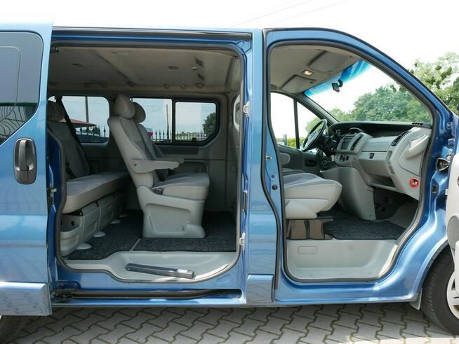 Opel Vivaro 2.5 CDTI 135KM Tour -7 Osób -VAT 23% Brutto -Bardzo zadbany -Zobacz