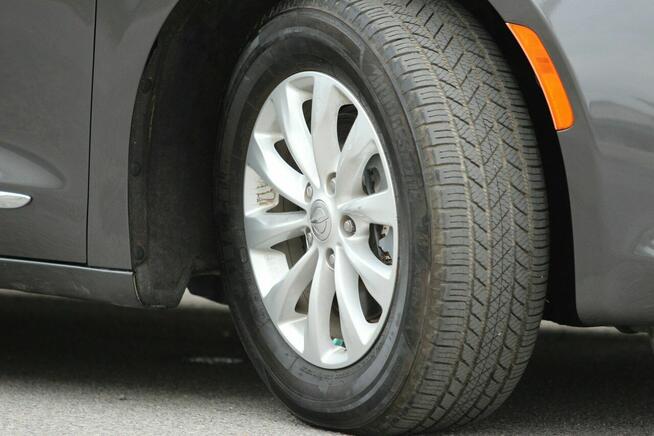 Chrysler Pacifica Limited 3.6 291KM 2018 7-osobowy Elektryka Skóra 88tkm 1-właściciel