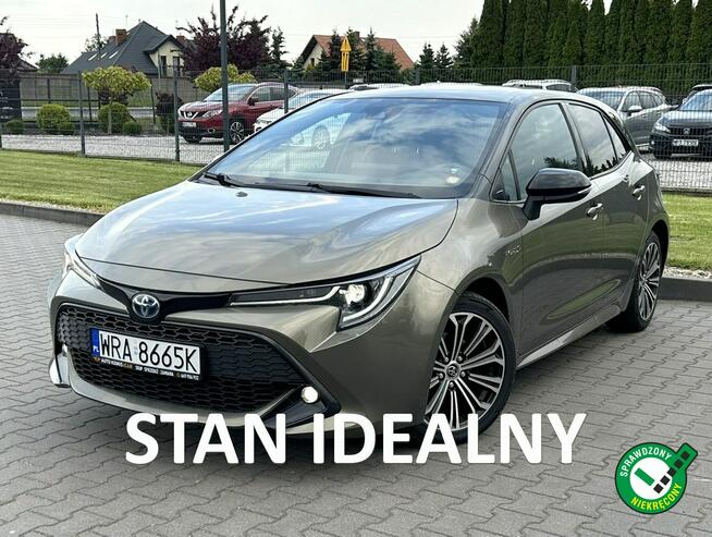 Toyota Corolla LEDY*XENON*NAVI*Czarny*Dach*Kamera*Cofania*Grzane*Fotele*Serwis*ASO
