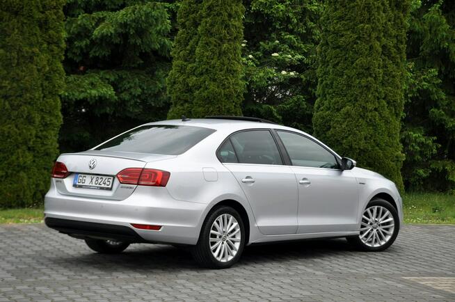 Volkswagen Jetta 1.4T(150KM)*Hybrid*Led*Bi-Xenon*Navi*Kamera*Skóry*El.Fotel*Alu17"Full