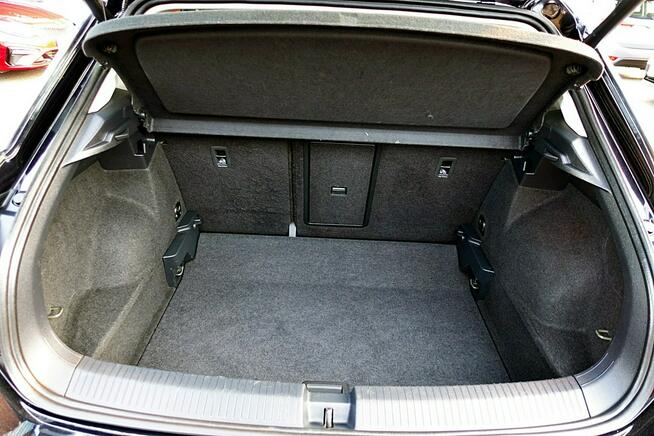 Volkswagen T-Roc 150km AUTOMAT IQLed+Kamera 3Lata GWARANCJA 1wł Kraj Bezwypadkowy FV23%