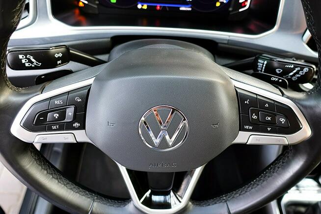 Volkswagen T-Roc 150km AUTOMAT IQLed+Kamera 3Lata GWARANCJA 1wł Kraj Bezwypadkowy FV23%