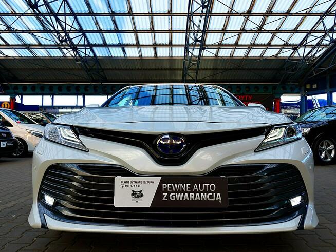 Toyota Camry EXECUTIVE Biała Perła GWARANCJ Skóra Led+ACC+Navi 1wł Kraj Bezwyp F23%