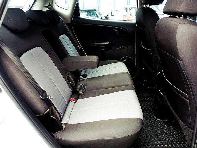 Kia Venga 1,4 16V Led JAK NOWA Serwisowany w ASO GWARANCJA Kraj 1WŁ Bezwypadkowa