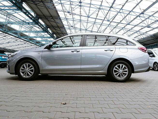 Hyundai i30 1,5 16V LED+TEMPOMAT GWARANCJA 1WŁ Kraj Bezwypadkowy Serwisowany F23%