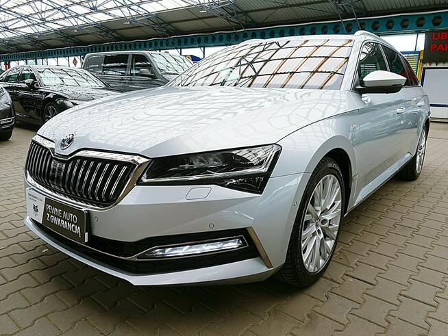 Škoda Superb Laurin&Klement AUTOMAT ACC GWARANCJA 1wł Kraj Bezwyp Serwisowany F23%