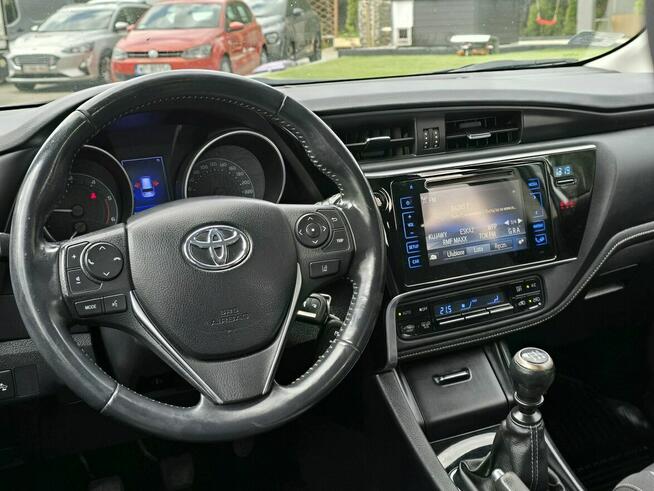 Toyota Auris 1.6 D-4D / Premium / Salon PL