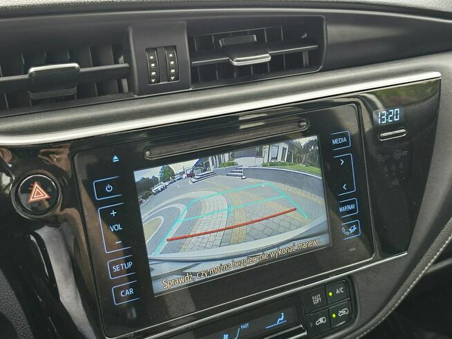 Toyota Auris 1.6 D-4D / Premium / Salon PL