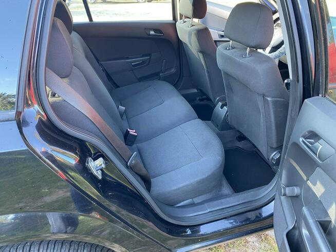 Opel Astra Mocny i oszczędny Diesel, po liftingu, klimatyzacja, niski przebieg