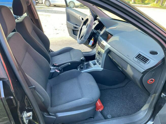 Opel Astra Mocny i oszczędny Diesel, po liftingu, klimatyzacja, niski przebieg