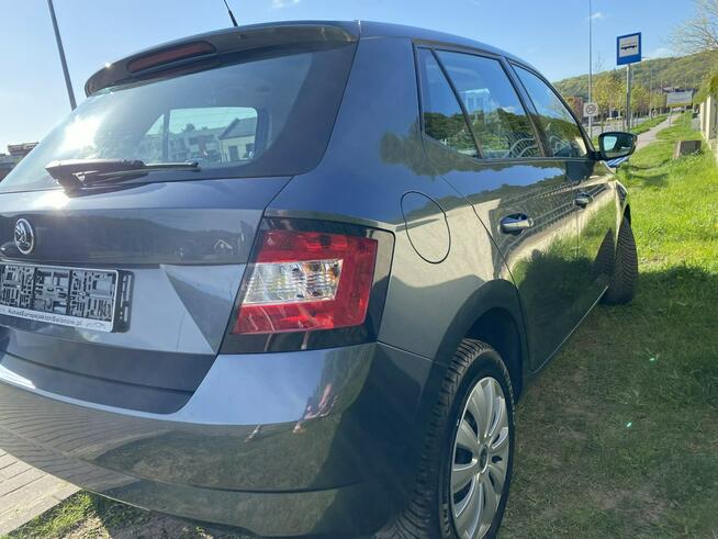 Škoda Fabia Niezawodna benzyna/Isofix/Prawie nowe opony/Zadbany stan/z Niemiec