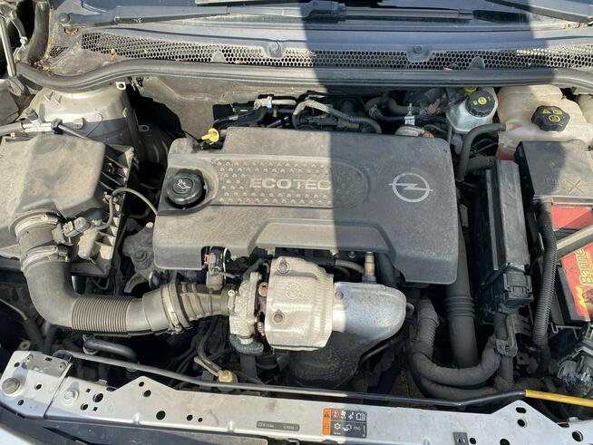 Opel Astra Oszczędny Diesel, klimatyzacja, niski przebieg, 8 airbag, isofix