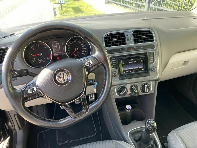 Volkswagen Polo 1,4 TDI, tempomat, dotykowe radio, czujniki przód i tył, opony wielos.