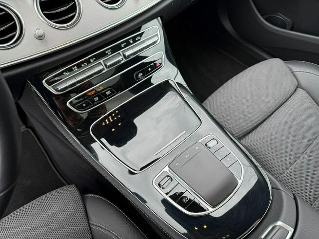 Mercedes E 300 E300de EQ-Power Hybrid 50km na prądzie 2.0d 306KM Avantgarde Panorama