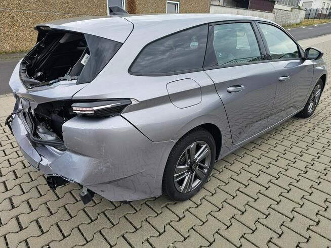 Peugeot 308 Bogate wyposażenie Model 2025