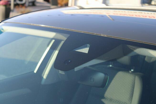 Volkswagen Passat ESSENCE App-Connect LED F-vat Salon Polska Gwarancja