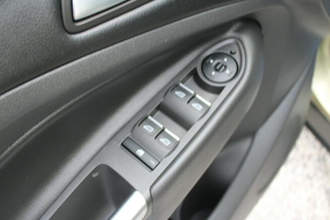 Ford Kuga Panorama SONY G.Fotele Automat