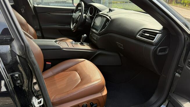 Maserati Ghibli 3.0 410KM SQ4 Kamera Cofania Bi ksenon+led Skóry Szyberdach