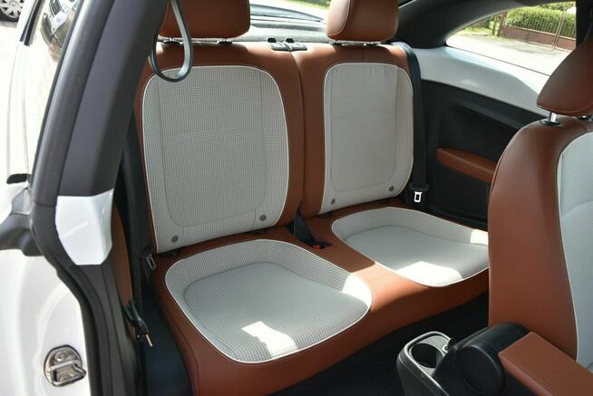 Volkswagen New Beetle 1.8TSi 180KM DSG 2015r. Skóra NAVi doinwestowany Super STAN