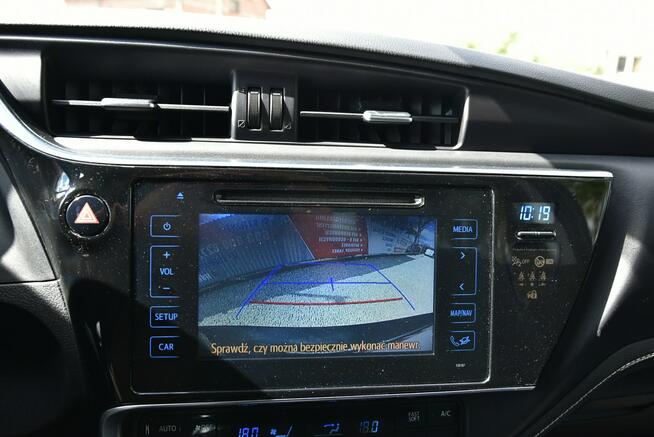 Toyota Corolla 1.6Valvematic 132KM 2018r. lift SALON Climatronic Kamera LED 47tkm