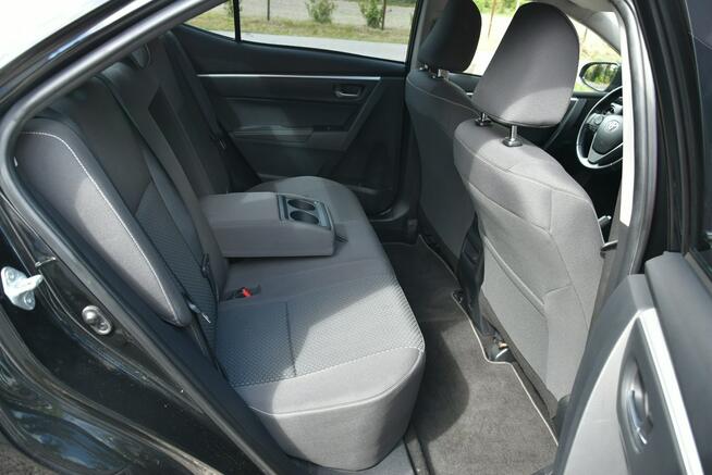 Toyota Corolla 1.6Valvematic 132KM 2018r. lift SALON Climatronic Kamera LED 47tkm