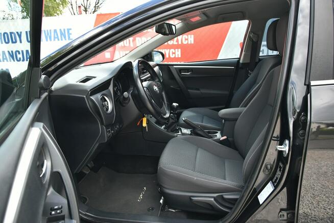 Toyota Corolla 1.6Valvematic 132KM 2018r. lift SALON Climatronic Kamera LED 47tkm