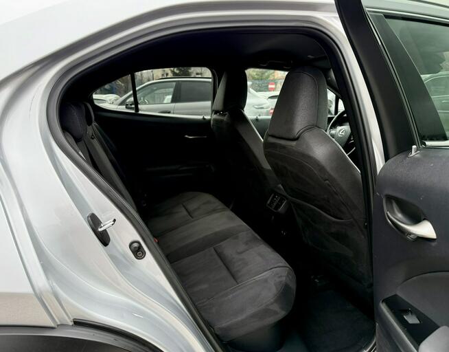 Lexus UX 250h,Hybryda,4x4,Gwarancja