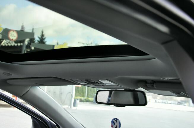 Hyundai i30 1.6CRDi 128KM Premium/LEDy/PDC/Alu/USB/Serwis/Panorama/Kamera/Navi