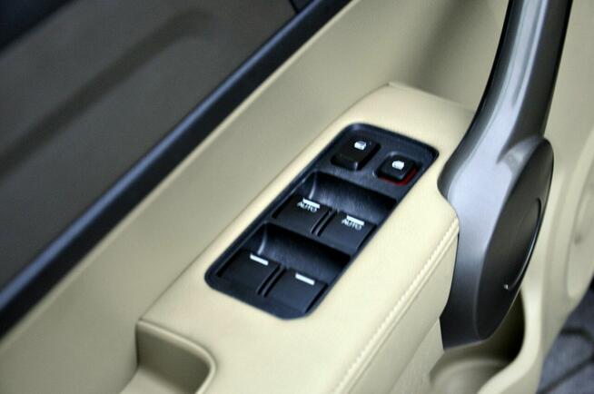 Honda CR-V 2,0i-VTEC 150KM 4x4/Executive/Xenon/Panorama/Skóra/PDC/Alu/Navi