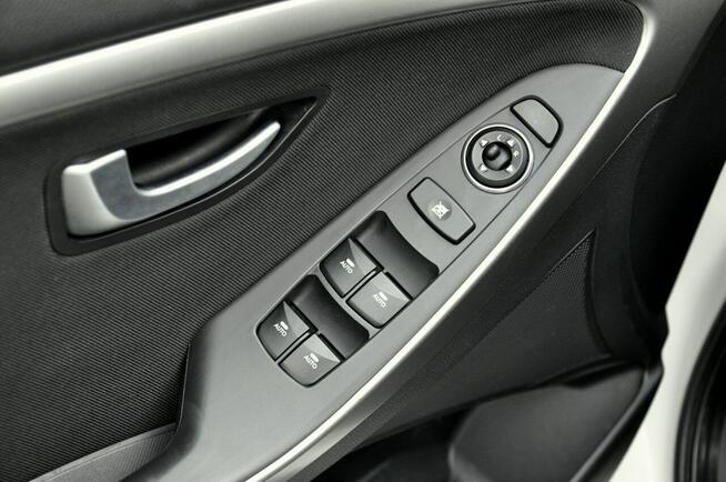 Hyundai i30 1,6i 135KM Premium/SerwisASO/Ledy/Bluetooth/Model2013/Zadbany