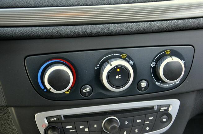 Renault Megane 1,6i 110KM Business/Serwis/Tempomat/Klimatyzacja/Alufelgi/Navi